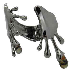 <i>Unique Claw Cuff Bracelet</i><br>Made in Brazil<br>