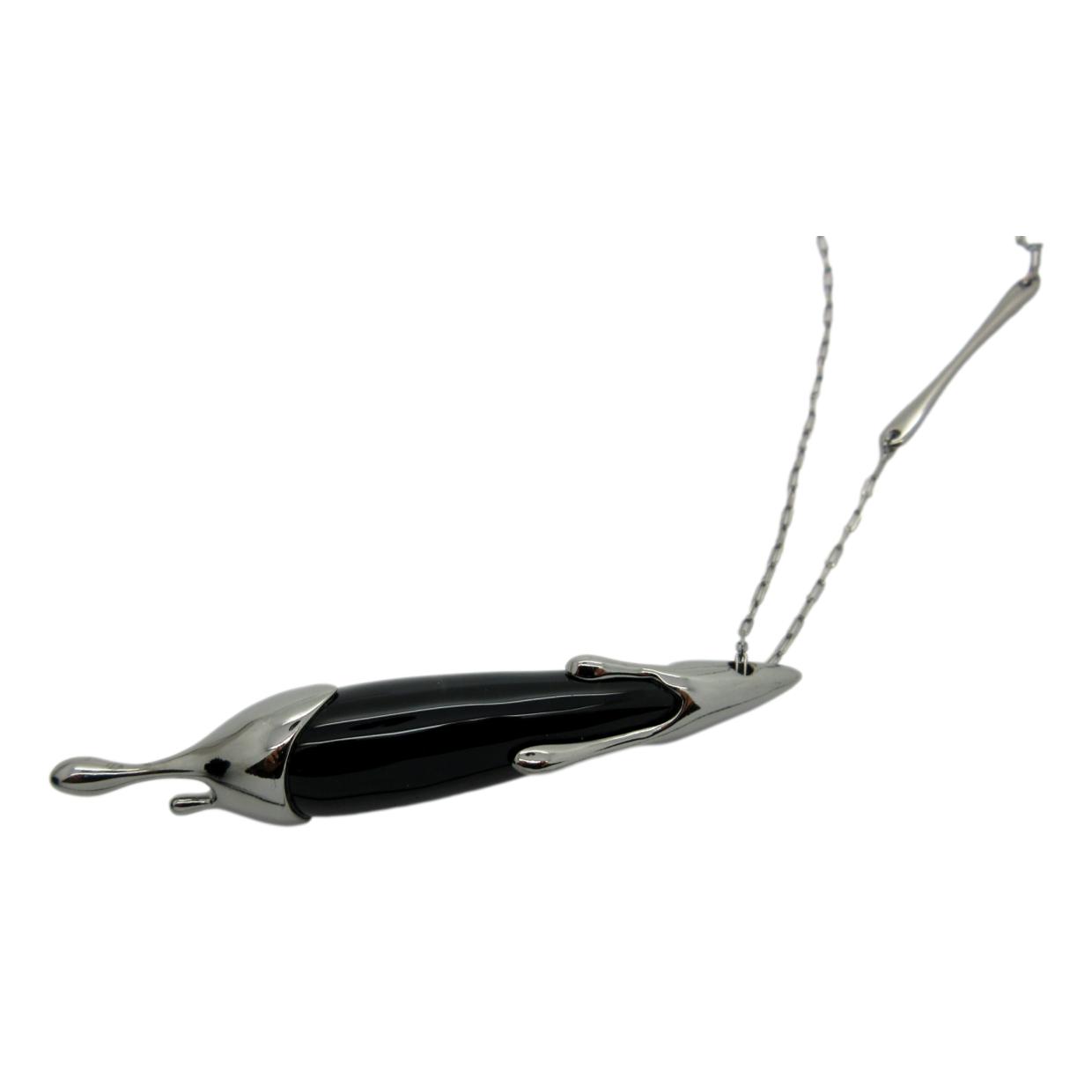 <i>Black Onyx Icicle</i><br>Made in Brazil<br>