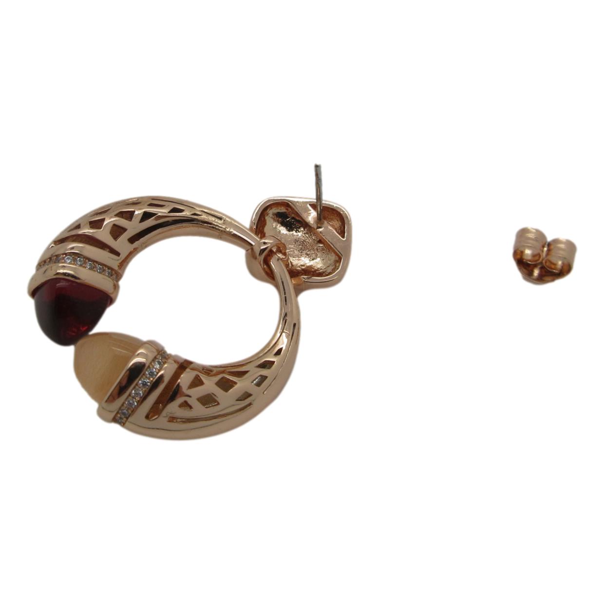 <i>Kissing Earrings</i><br>Made in Italy<br>