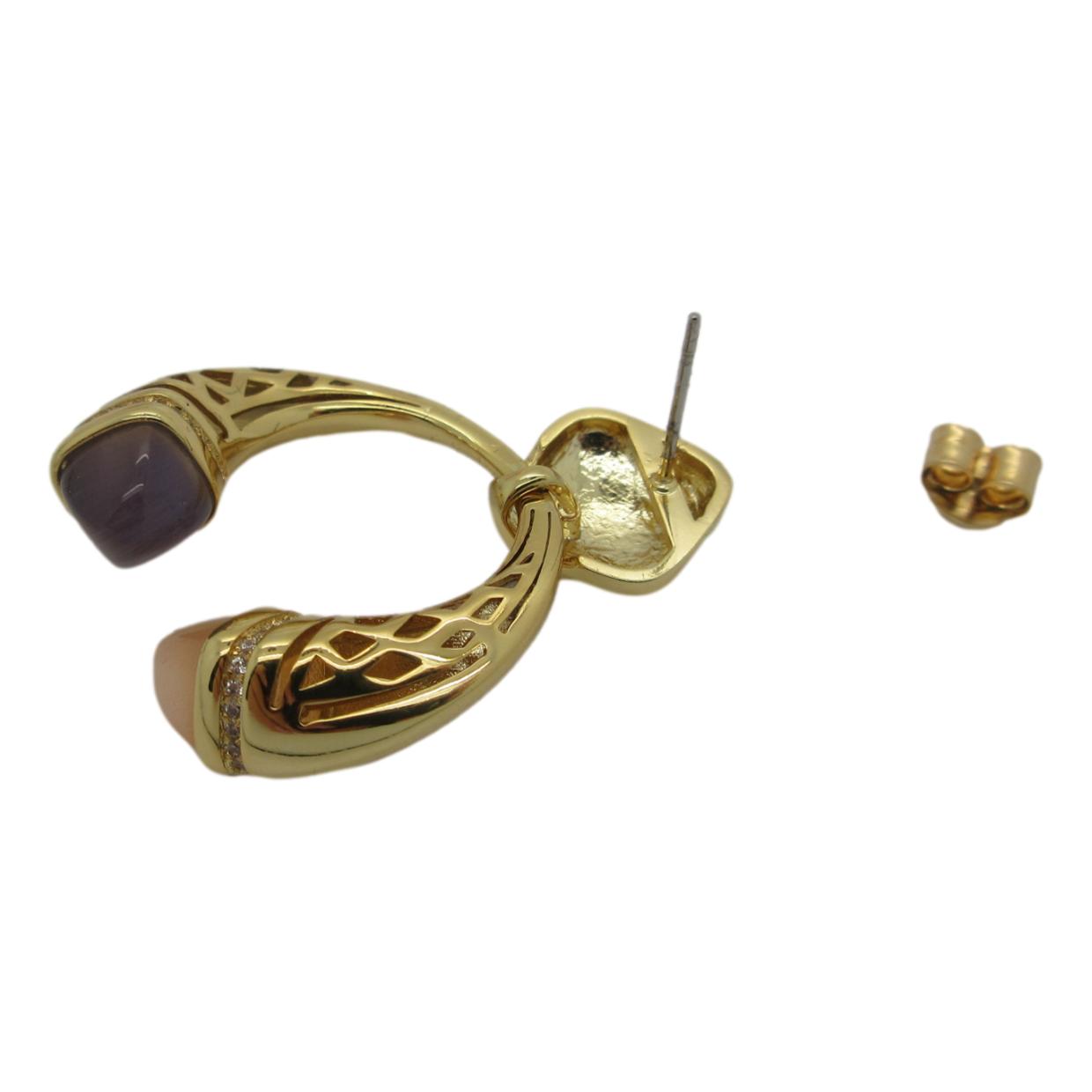 <i>Kissing Earrings</i><br>Made in Italy<br>