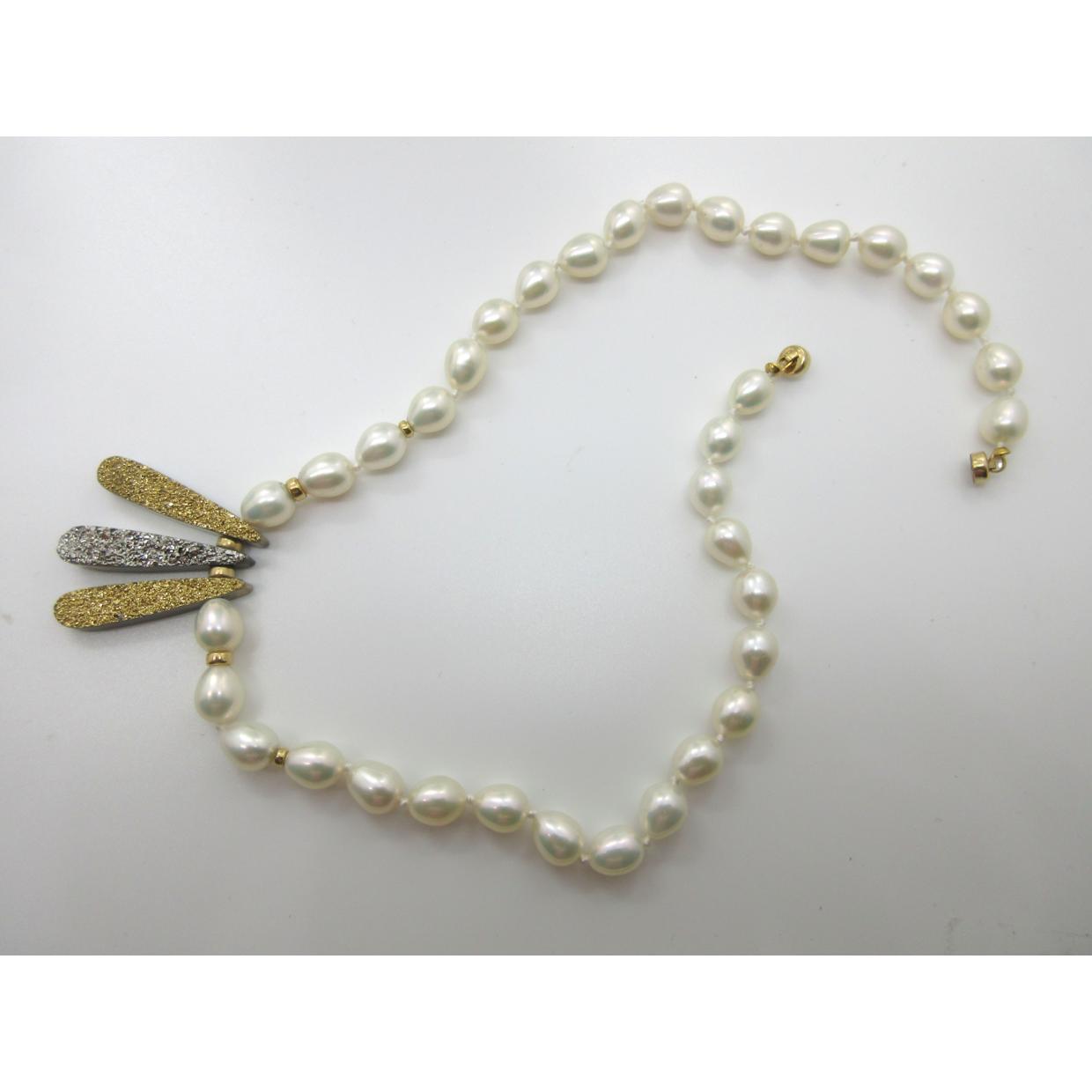 <i>Druzy and Pearl Necklace<i/>