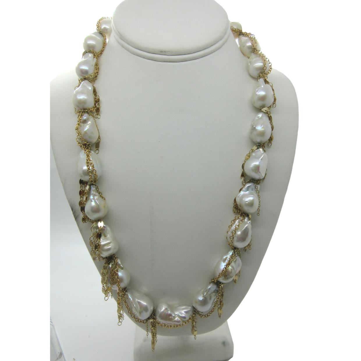 <i>Baroque Pearl and Chain Necklace<i/>