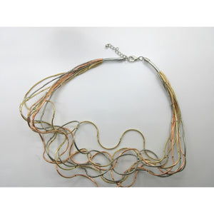 <i>Short Spagetti Necklace</i>