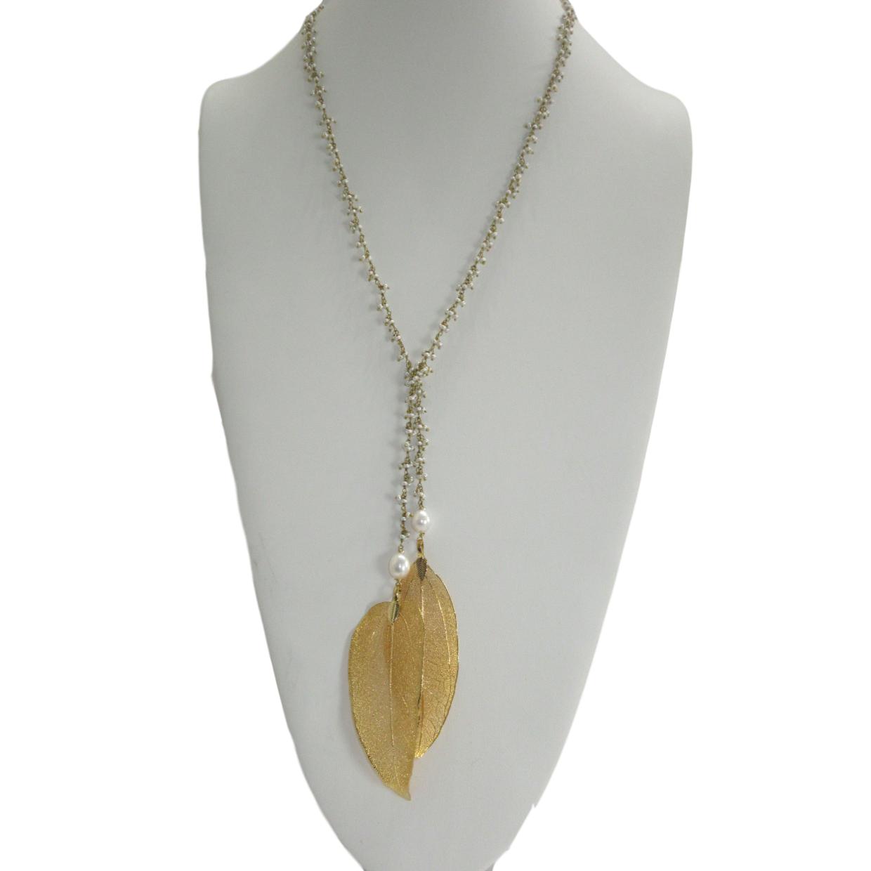 <i>Leaf Lariat</i><br>by Marti Rosenburgh<br>