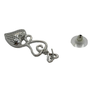 <i>Falling Hearts Earrings</i>