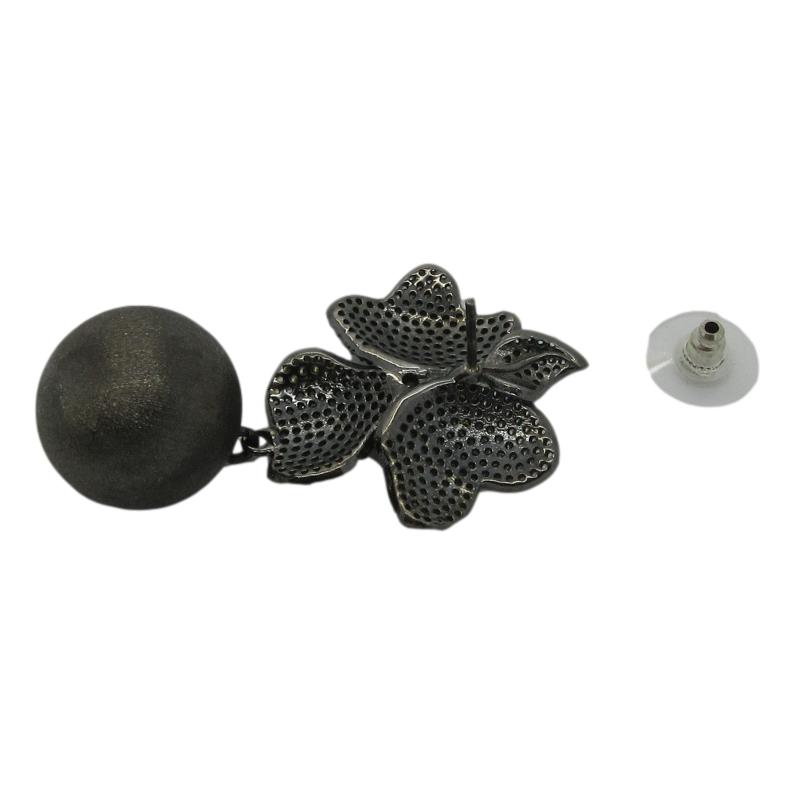 <i>Ball Drop Pansy Earrings</i>