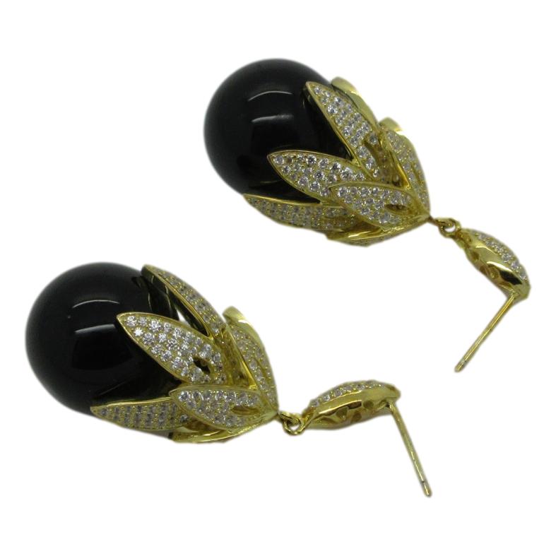 <i> Stunning Black Onyx Drop Earrings</i>