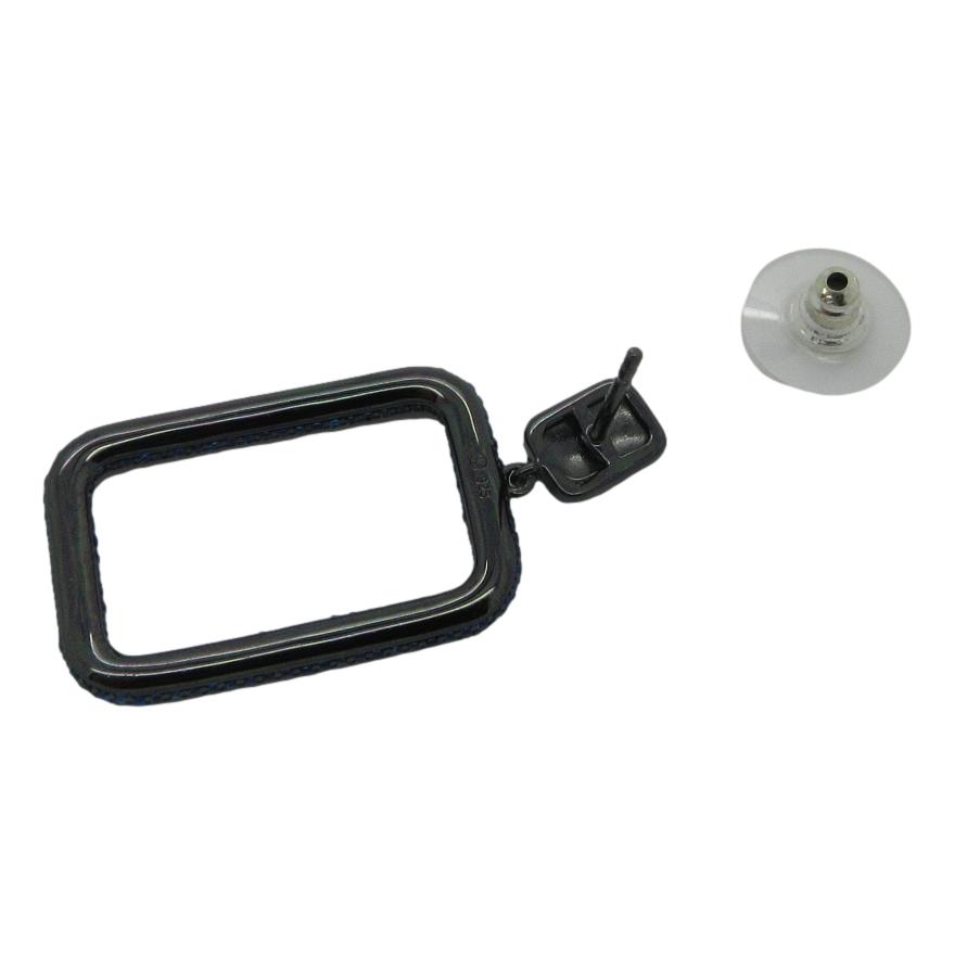 <i>Reclangular Drop Earrings</i>