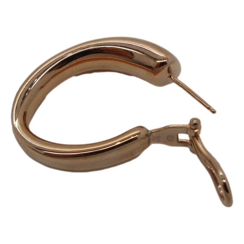 <i>Oval Hoop Earrings</i><br>Made in Italy<br>