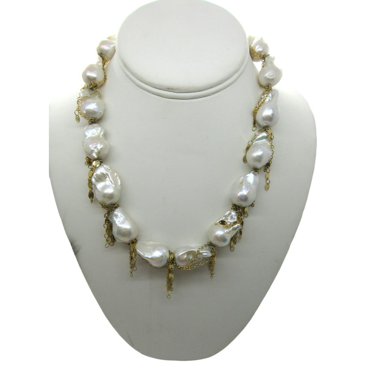 <i>Baroque Pearl and Chain Necklace<i/>