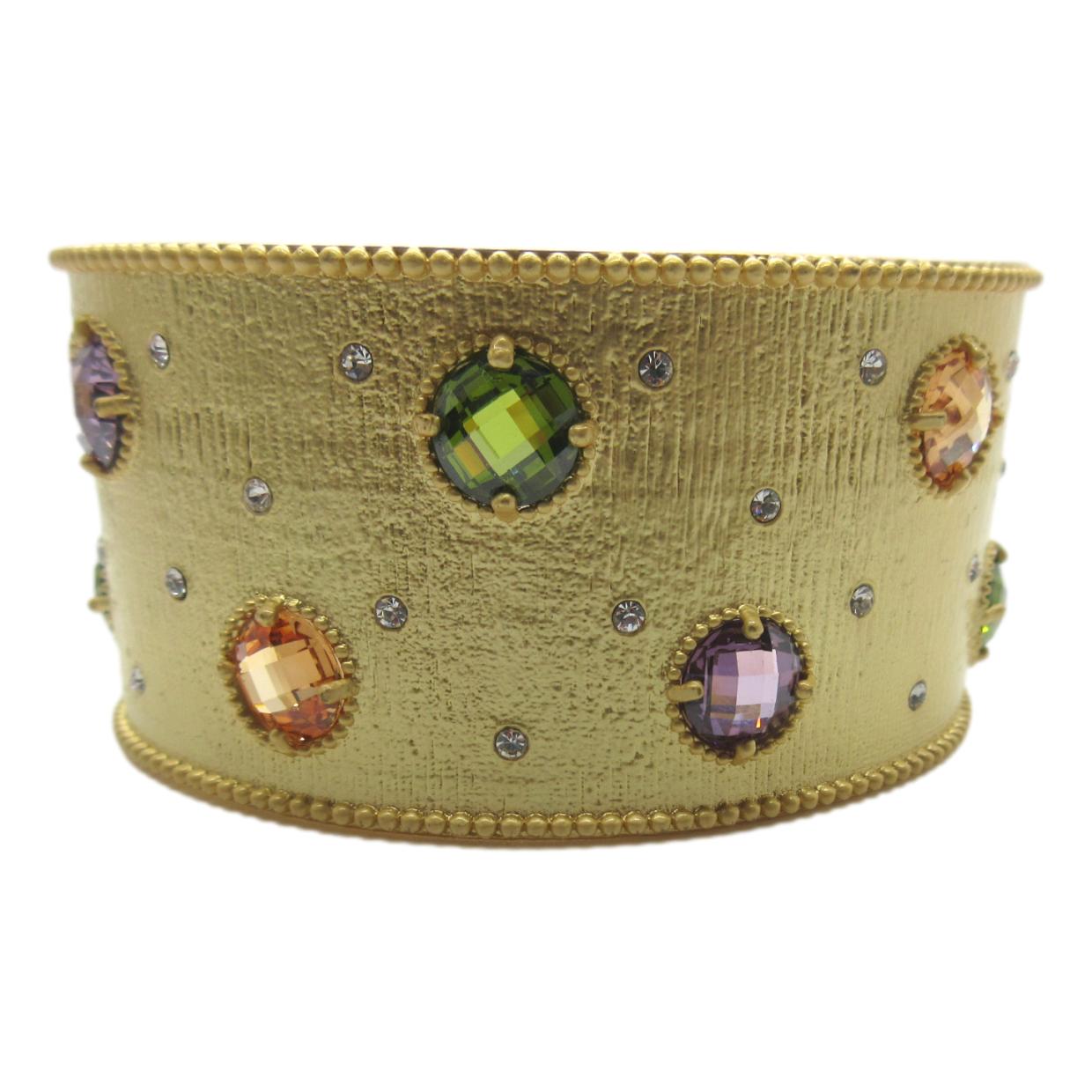 <i>Fun Colorful Cuff</i>