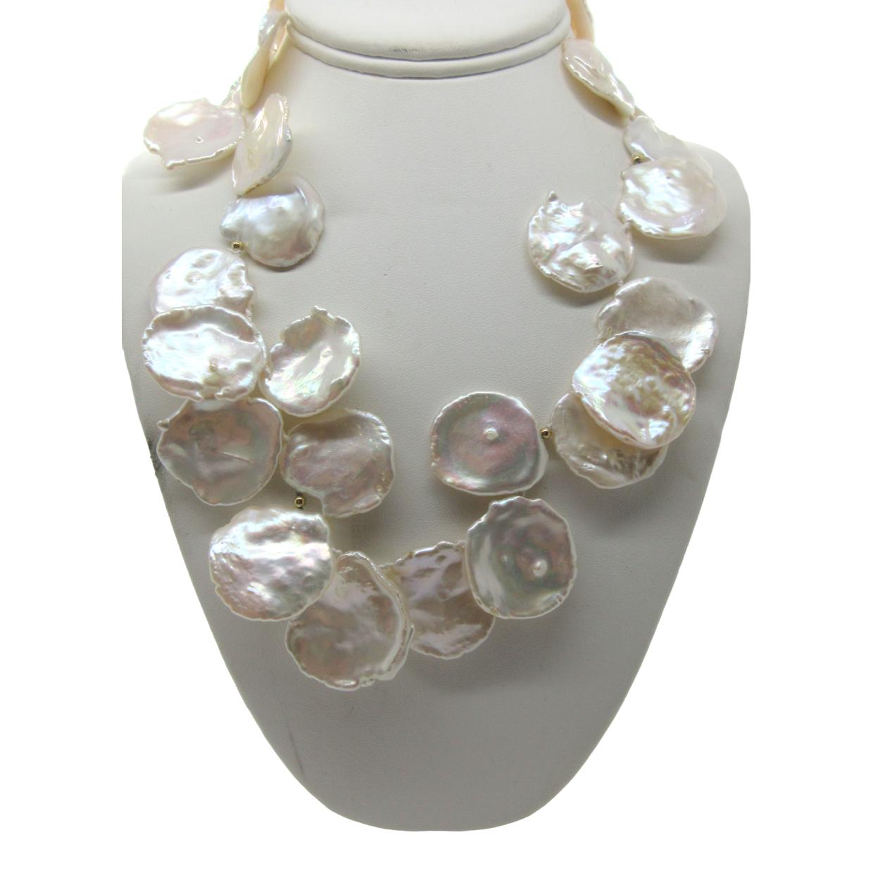 <I>Dramatic Keshi Pearl Necklace</i>