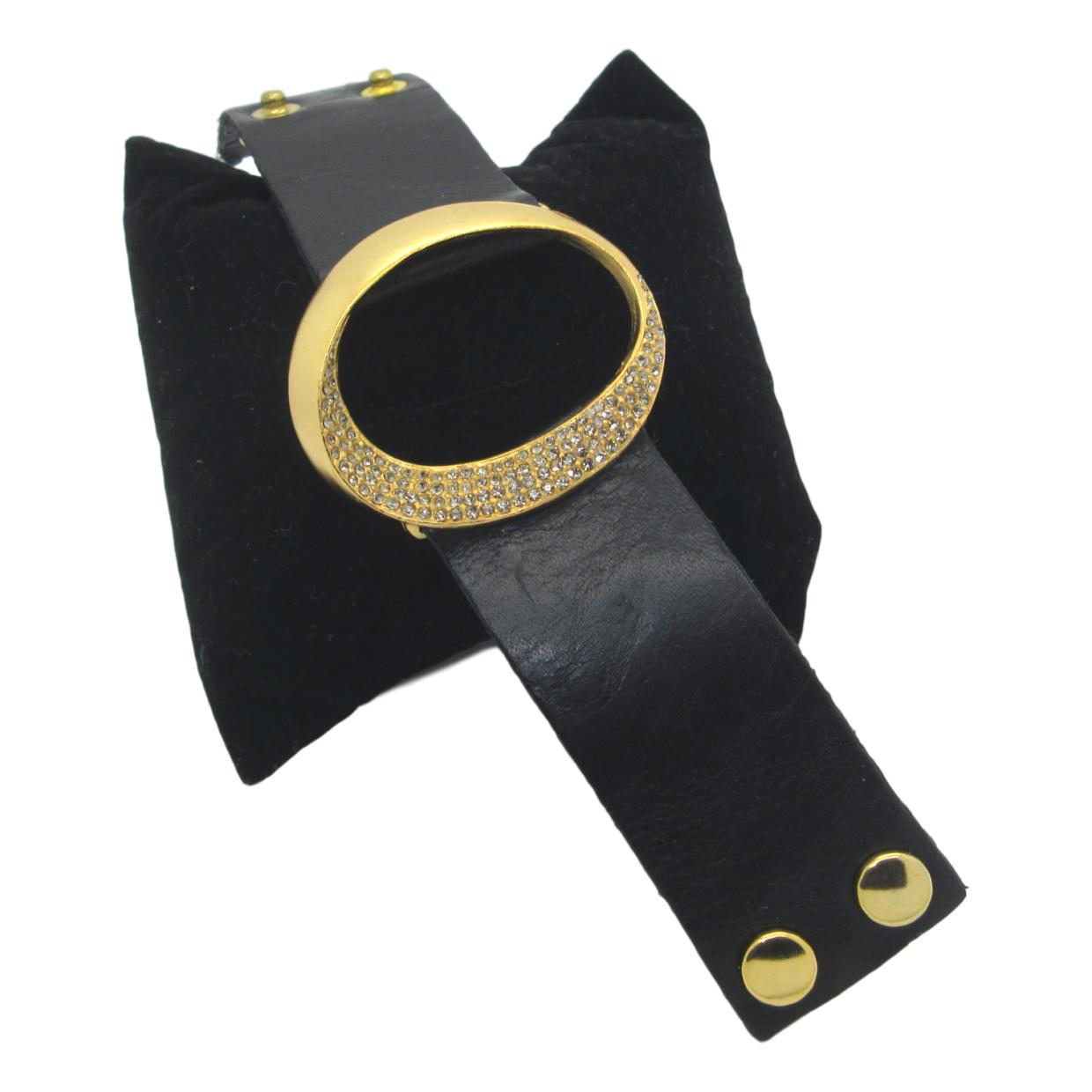 <i>Leather Bracelet</i>