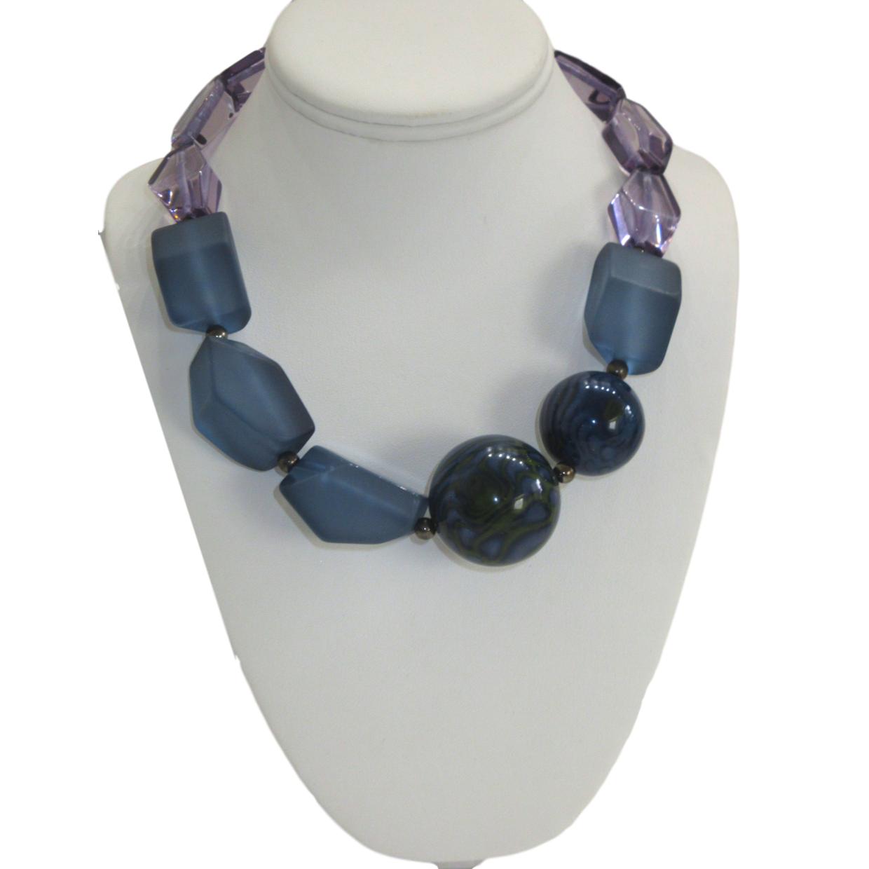 <i> Stunning Chunky Resin Necklace</i> <br>Made in Italy<br>