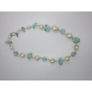 <i>Resin & Faux Pearl Necklace</i>