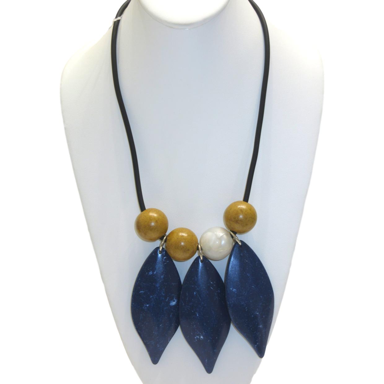 <i>Blue Jean Necklace</i><br>Made in Italy<br>