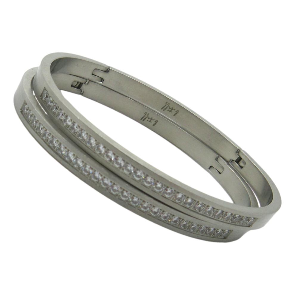 <i>Stainless Steel Stackable Bangle Bracelet</i>