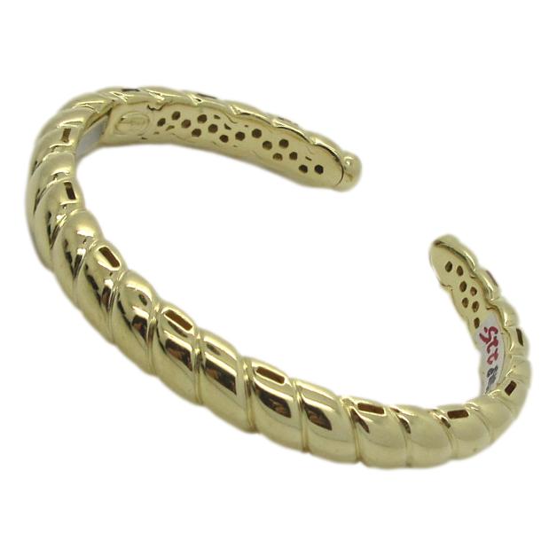 <i>Scalloped Cuff Bracelet</i><br>Made in Italy<br>